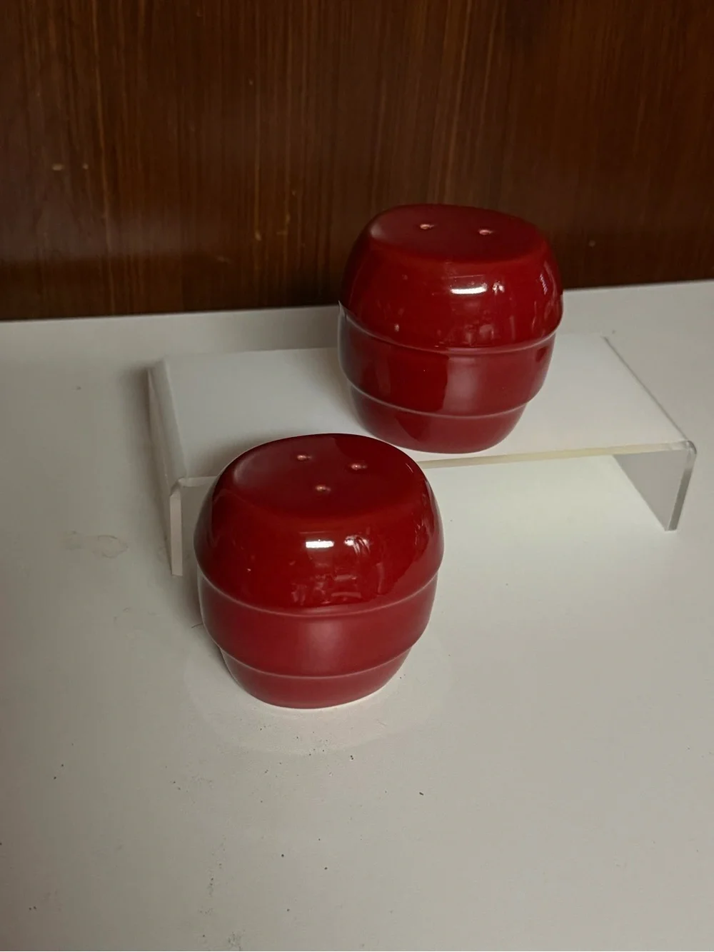 CelebratingHome Red Apple Salt and Pepper Shakers Set